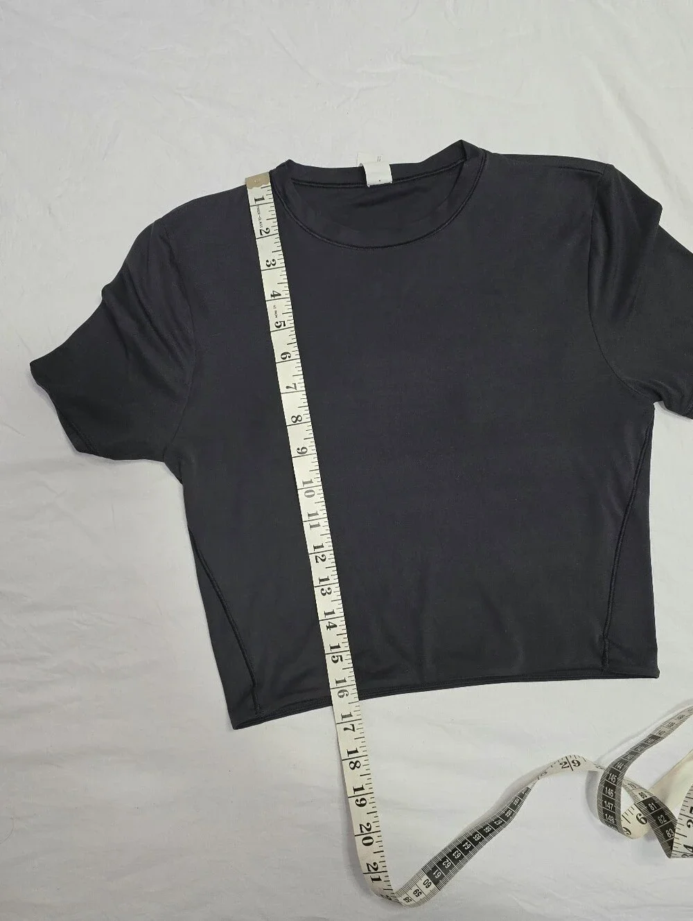 Lululemon Wundermost Nulu Cropped Tee